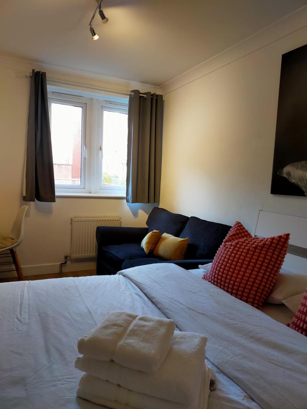 Cobbold Court Share Flat Apartment London Ngoại thất bức ảnh